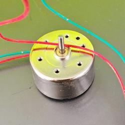 带线300电机(亮壳+长线27.5cm+轴长8mm)
